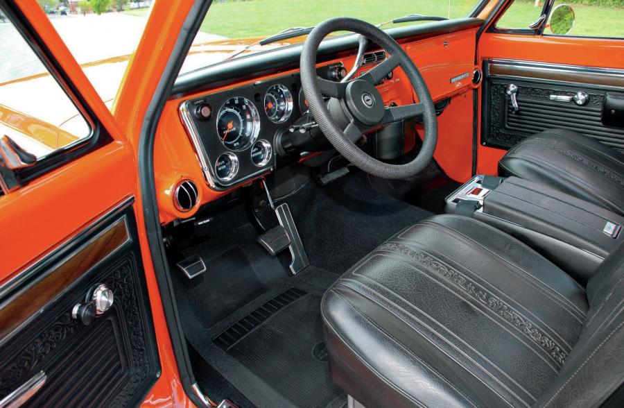  Chevrolet C10 Fleetside Pickup CST Pkg 1970 года  (фото 5 из 6)